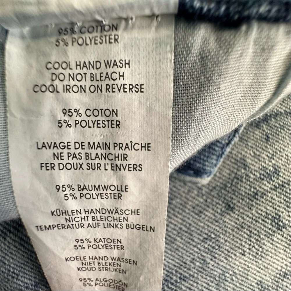NWT Acid Wash Thrashed Ripped Grunge Rolled Hem High Rise Distressed Jeans Sz 14